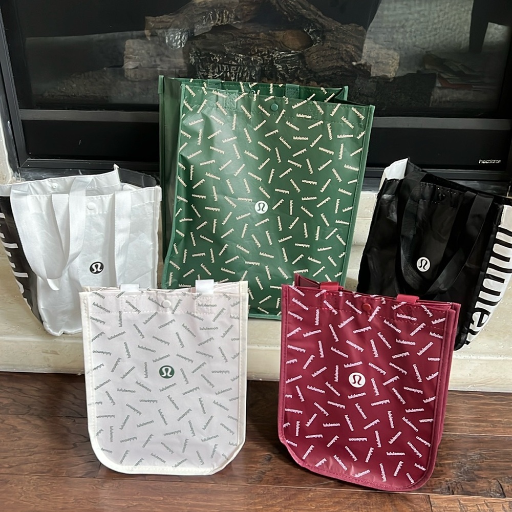5 Lululemon bags